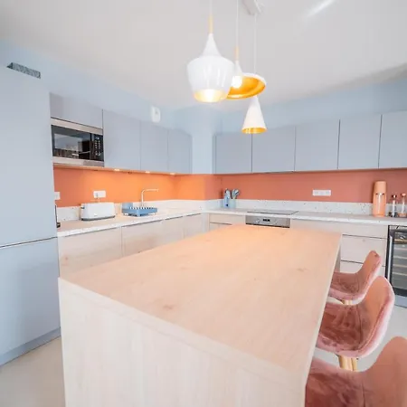 Apartment Le Majestic Residence: Seaside Luxury With Rooftop Pool *