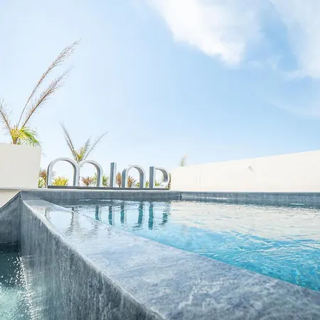 Apartment Le Majestic Residence: Seaside Luxury With Rooftop Pool