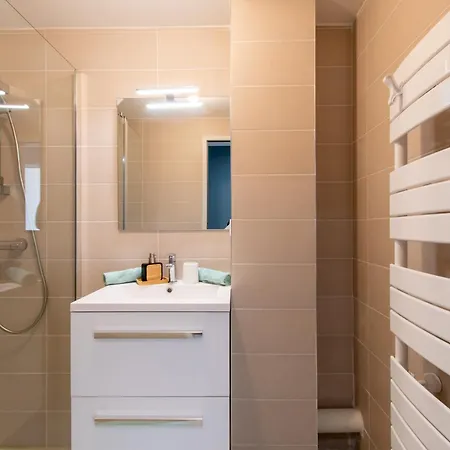 Le Majestic Le Mind Vue Exceptionnelle Grande Terrasse Privee Piscine Partagee Sur Le Toit Hyper Centre شقة لا غراند موت