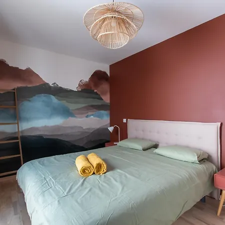 Le Majestic Residence: Seaside Luxury With Rooftop Pool