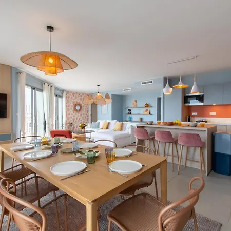 Apartment Le Majestic Residence: Seaside Luxury With Rooftop Pool La Grande-Motte