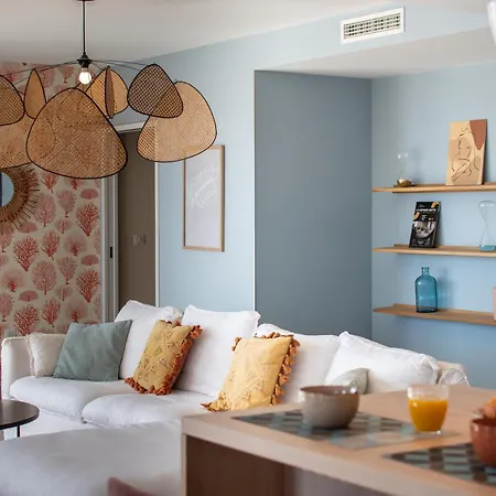 Apartment Le Majestic Residence: Seaside Luxury With Rooftop Pool La Grande-Motte